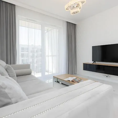 Praga Arte Apartments With Parking & Balcony By Noclegi Renters Varsovia Exterior foto
