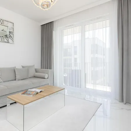 Praga Arte Apartments With Parking & Balcony By Noclegi Renters Varsovia Exterior foto