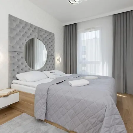 Praga Arte Apartments With Parking & Balcony By Noclegi Renters Varsovia Exterior foto