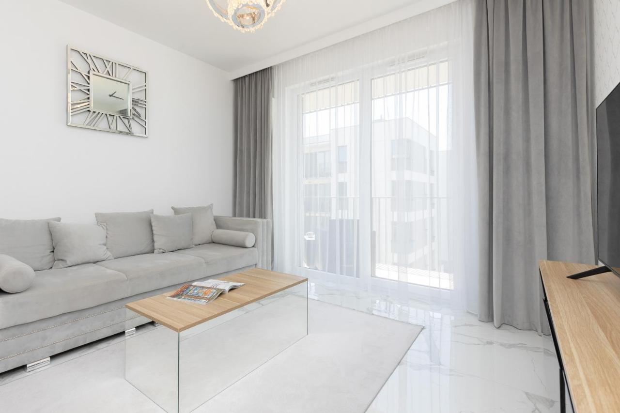 Praga Arte With Parking & Balcony By Renters Warsaw